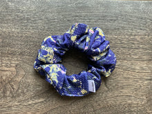 Load image into Gallery viewer, Scrunchies